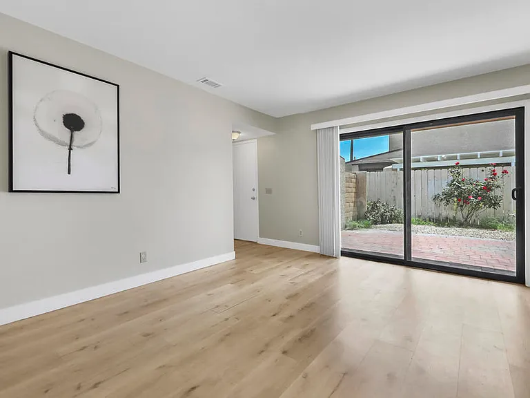 74237 Catalina Way — Photo 7