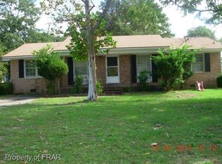 1418 Elma St, Spring Lake, NC 28390