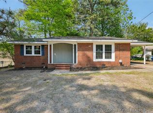 818 Rock Spring Rd, Fayetteville, NC 28314