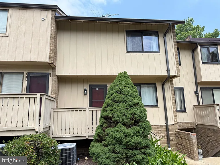 2400 Glengyle Dr #265 — Photo 2