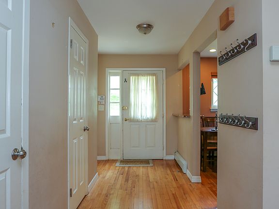 5th image of 59 Buckingham Ct