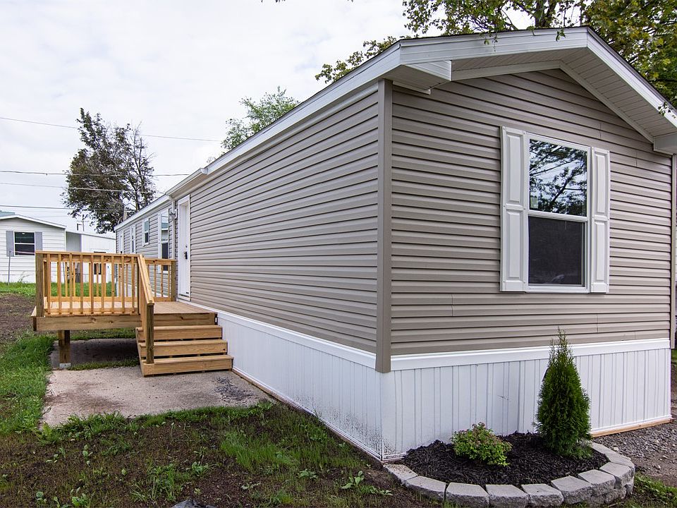 1st image of 102 Gwyn Ln