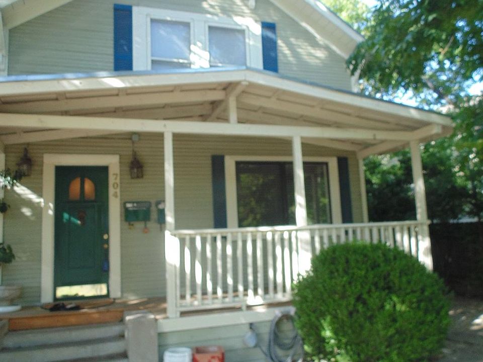 1st image of 704 Franklin Blvd # A