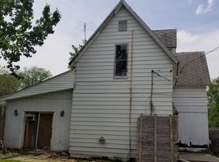 113 S 4th St, Farmersburg, IN 47850