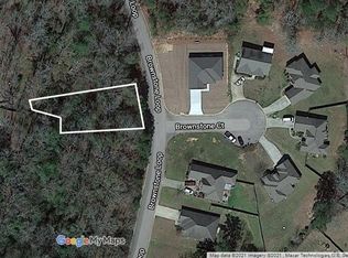 195 Brownstone Loop, Elmore, AL 36025