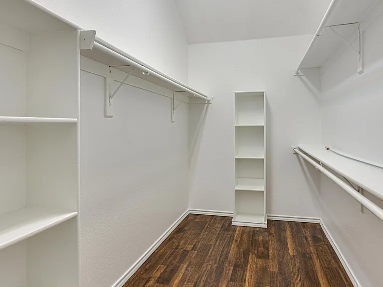 4725 Bristol Trace Trl — Photo 25