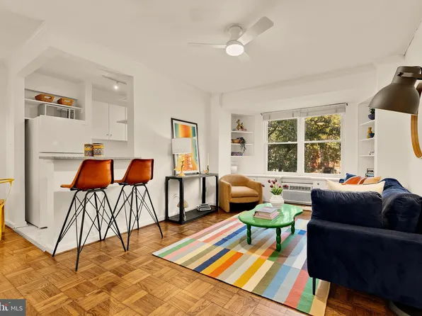 2130 N St NW APT 104, Washington, DC 20037