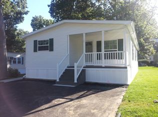 703 Fresh Pond Ave UNIT 142, Calverton, NY 11933