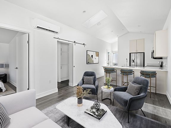 5th image of 6700 Elgin St #6700