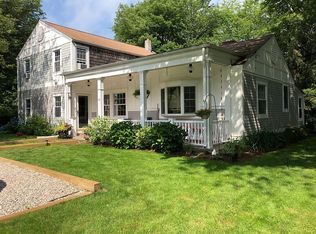 46 Channing Rd, Narragansett, RI 02882