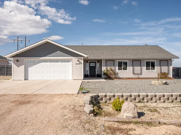 2316 E Village Green Rd, Enoch, UT 84721