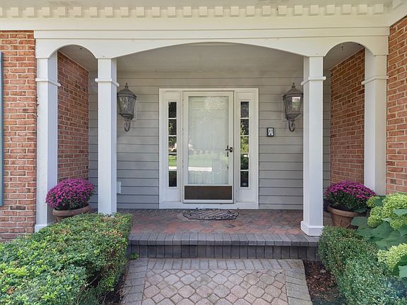 5th image of 3201 Royal Fox Dr