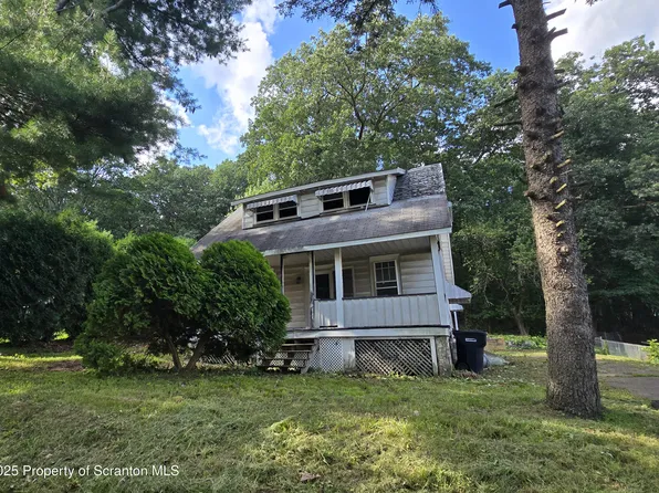 5191 Nuangola Rd, Mountain Top, PA 18707