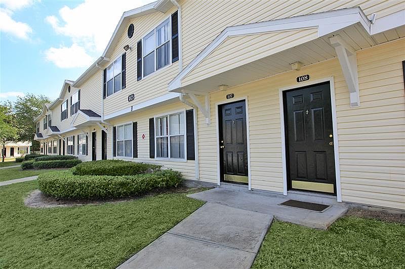 2nd image of 1826 Buchanan Bay Cir APT 108