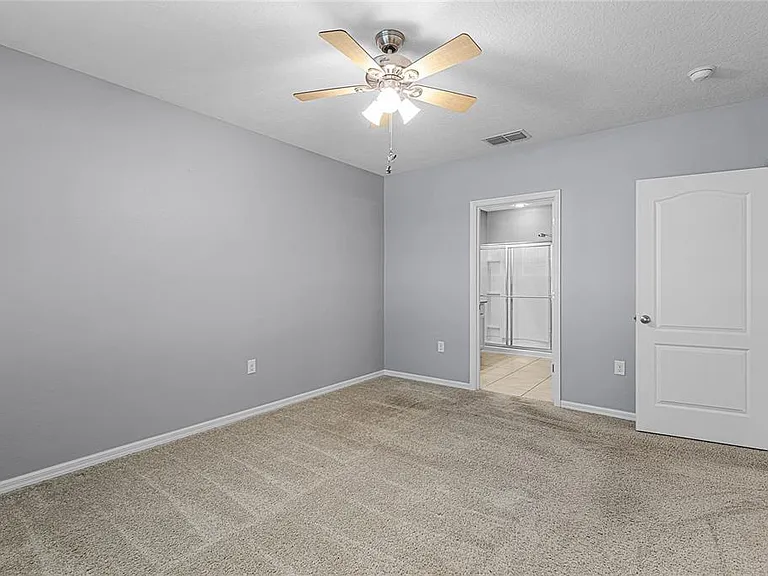 5440 New Independence Pkwy — Photo 23