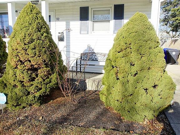 3rd image of 52 Jane St