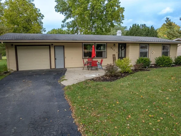 622 Brodhead St, Mazomanie, WI 53560