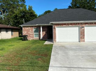 5028 33rd St, Groves, TX 77619