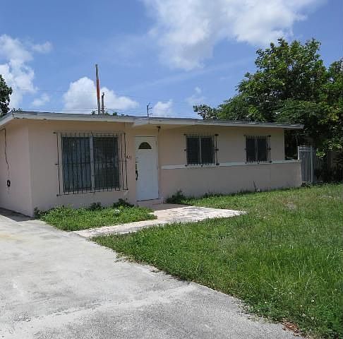 1st image of 5415 NW 182nd St