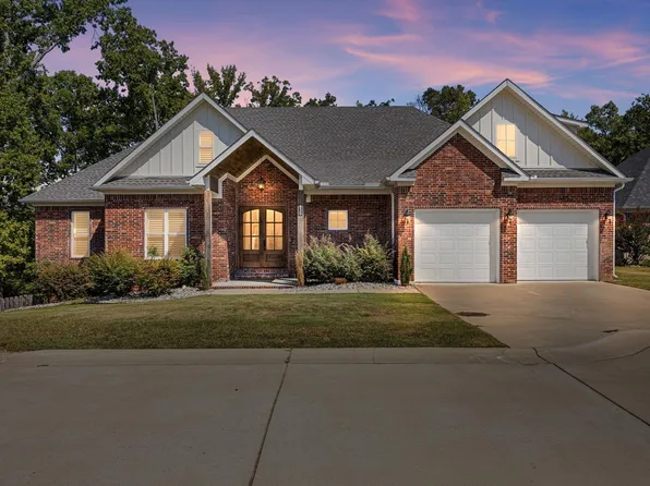 830 Grand Teton Dr, Benton, AR 72019