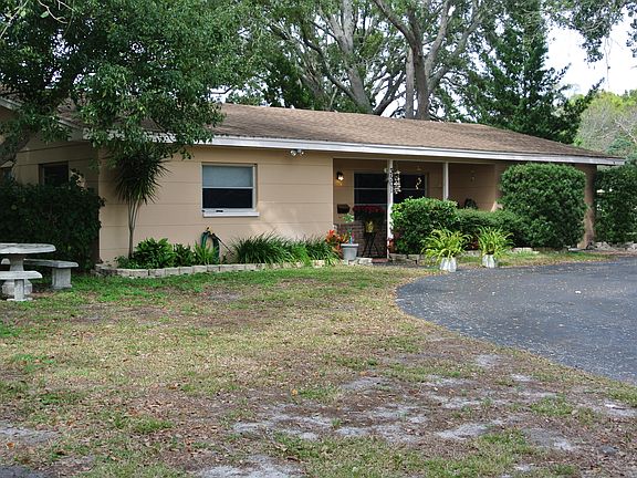 2nd image of 3501 Country Club Way S