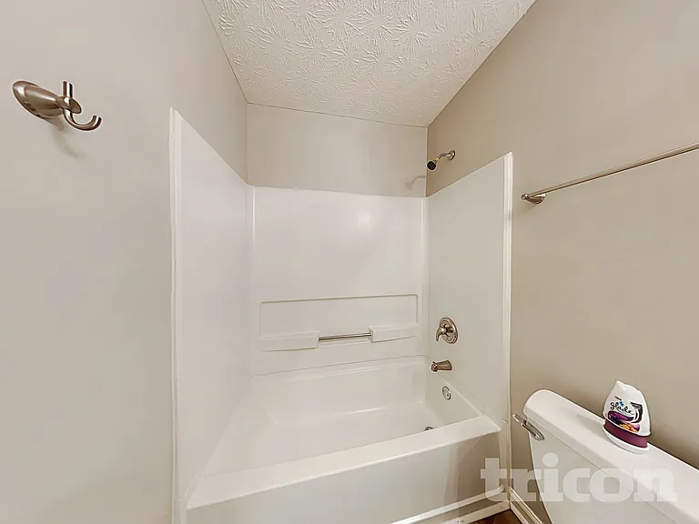 1455 Enchanted Forest Dr — Photo 15