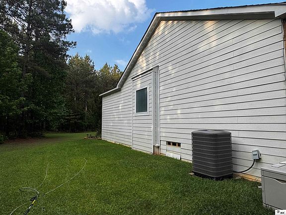 3rd image of 1143 Centerpoint Rd