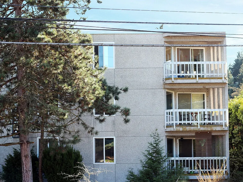 Ravenna Place Apartments