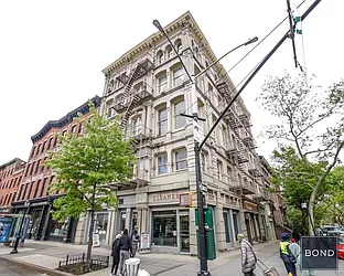 Rented by Bond New York