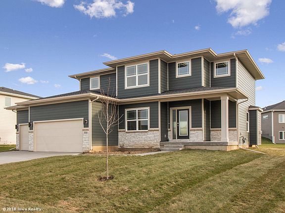 2nd image of 330 NE Wolfpack Dr