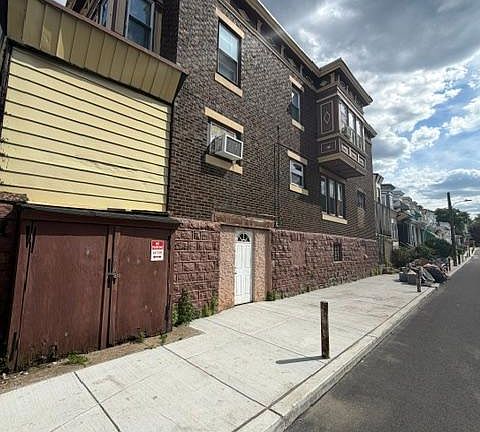 3rd image of 1134 S 56th St