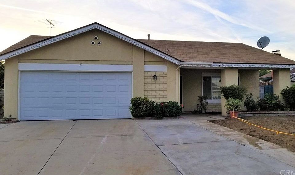 1st image of 2552 S Sultana Ave