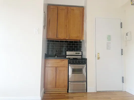 Rented by City Connections Realty | media 13