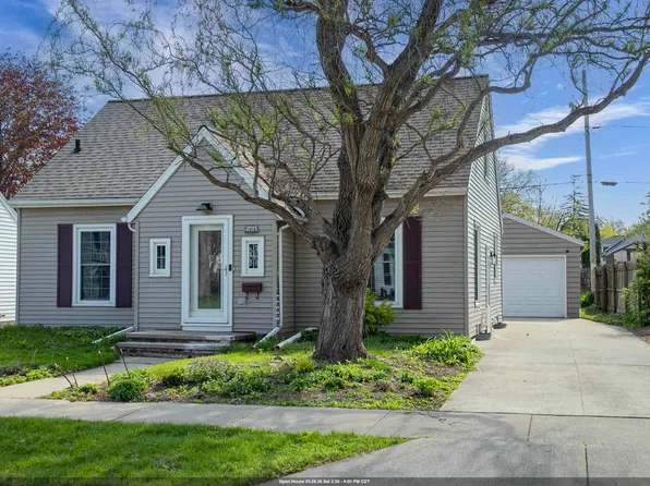 1916 N Clark St, Appleton, WI 54911