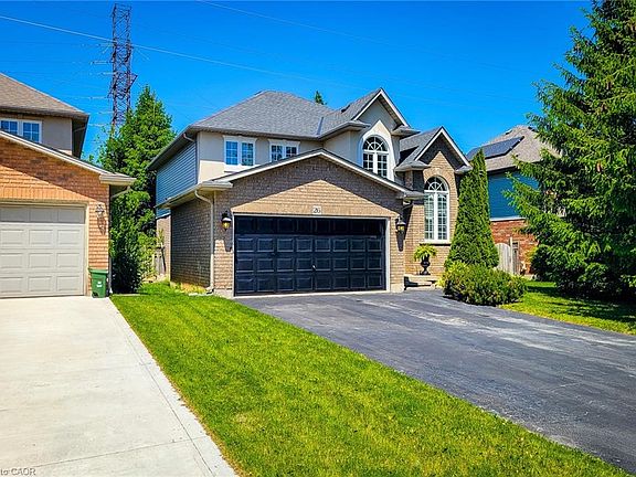 3rd image of 26 Grassyplain Dr