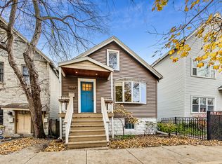 2527 W Lyndale St, Chicago, IL 60647