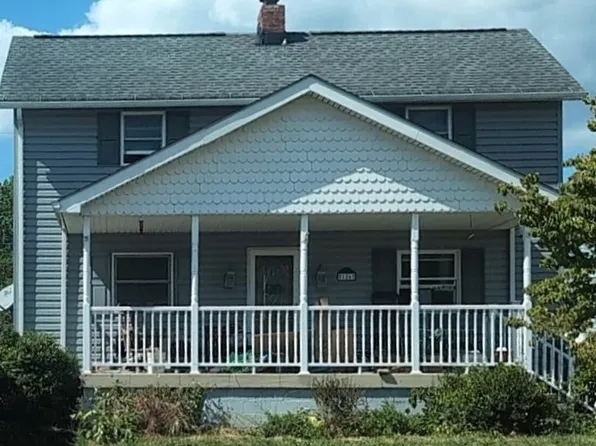 126 1st St, Mather, PA 15346