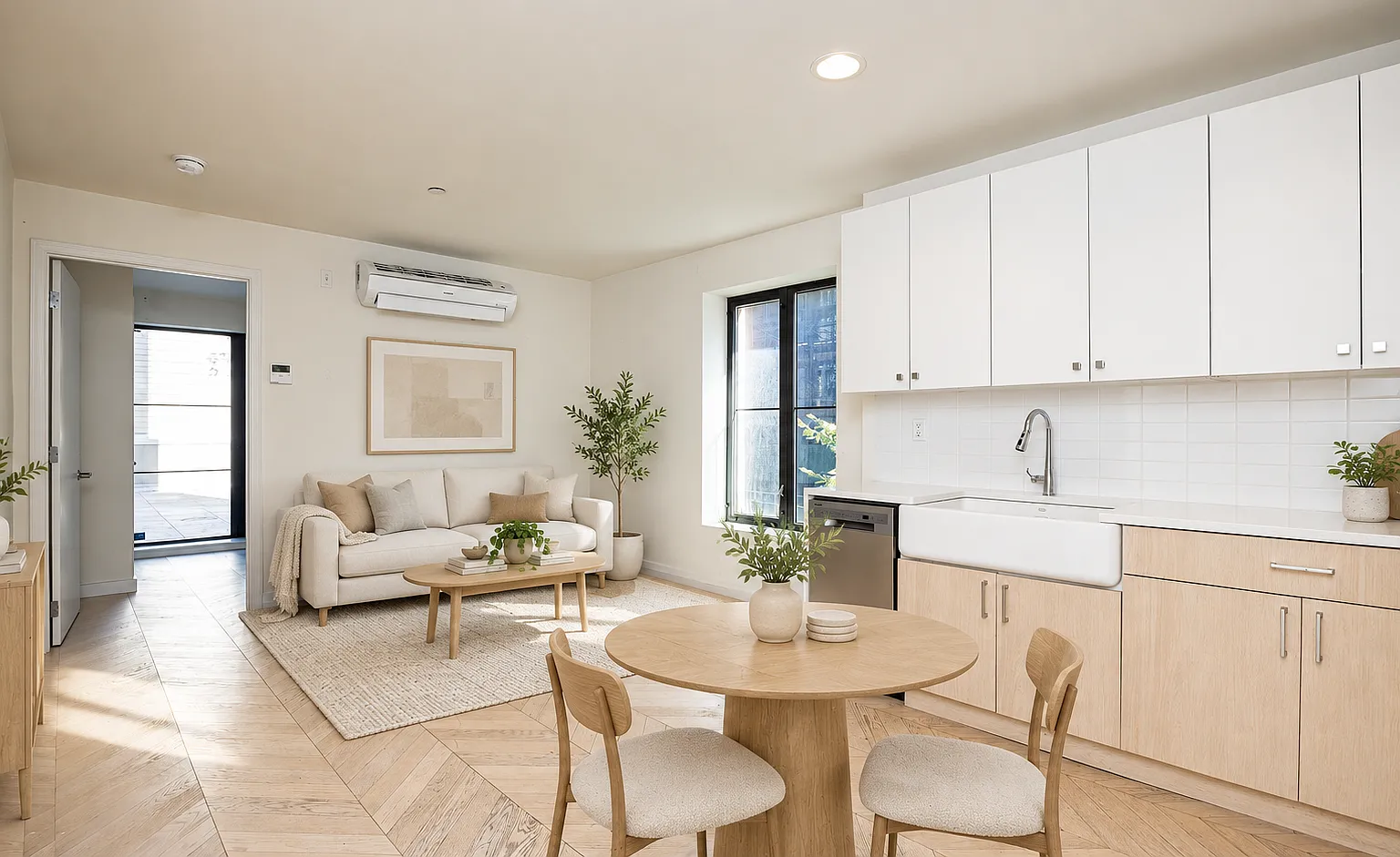 33 India St — Photo 2