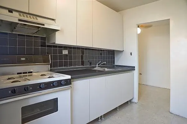 Sold by Fillmore | media 4