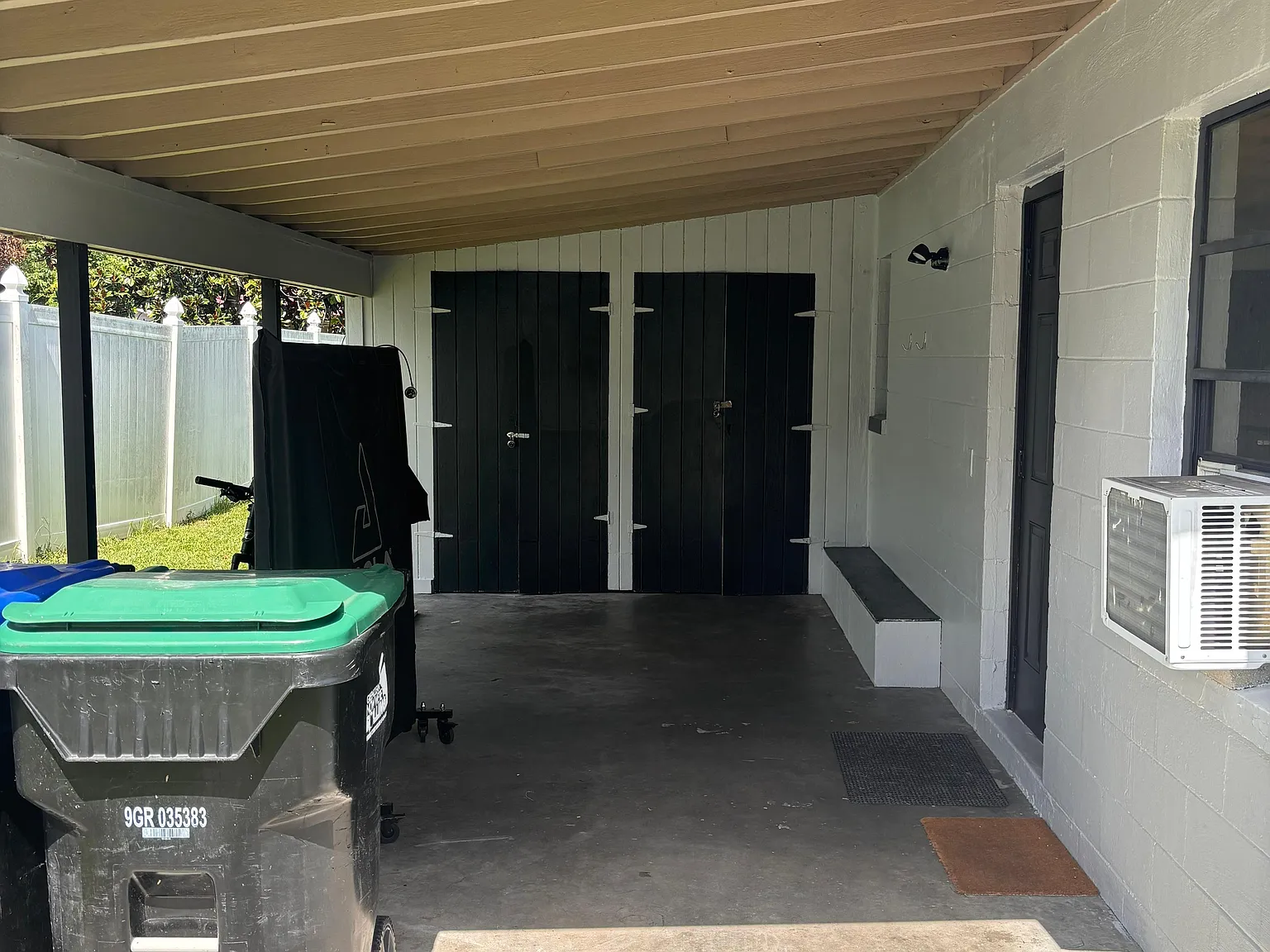 3 bed, 1080 sqft, $2,400 — Photo 4
