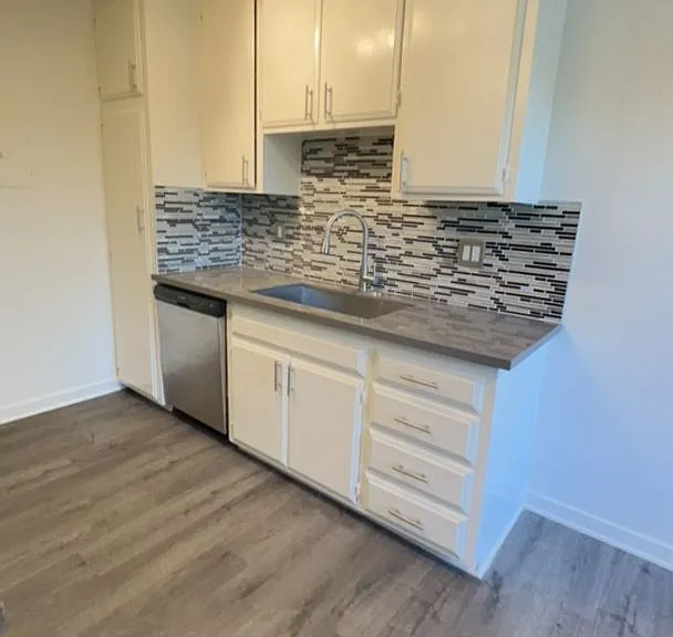 Arrowhead Apartments — Photo 25