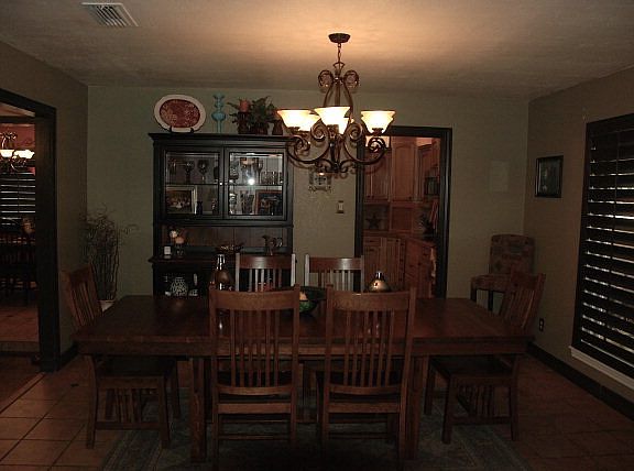 4th image of 2503 Auburn Pl