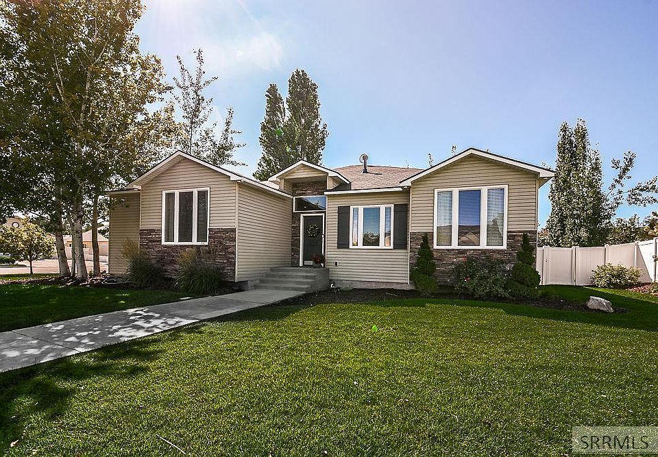 1st image of 1155 Arrow Point Ln