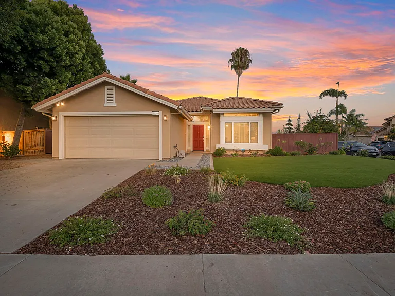 13103 Ireland Ln — Photo 56
