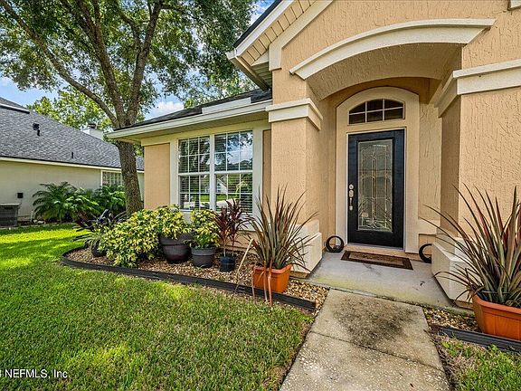 5th image of 677 GRAND PARKE Drive