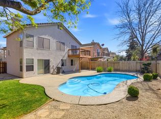 9510 Village Tree Dr, Elk Grove, CA 95758