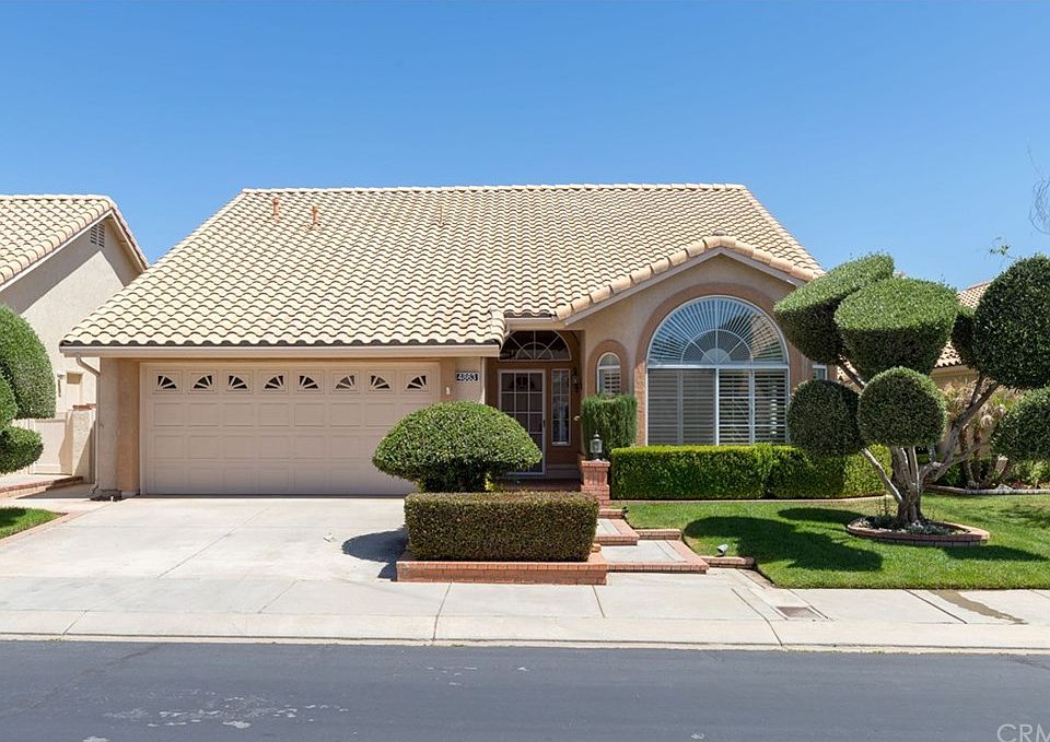 1st image of 4863 W Forest Oaks Ave