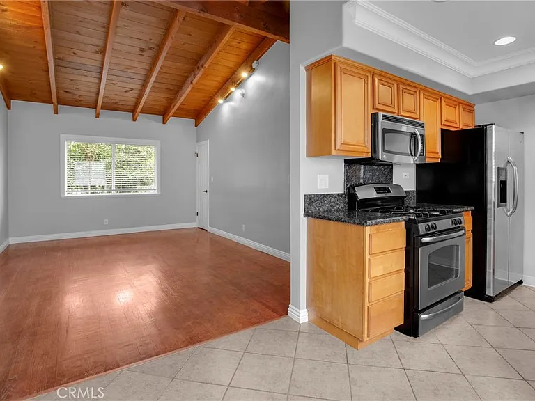 16144 W Sunset Blvd #6 — Photo 15