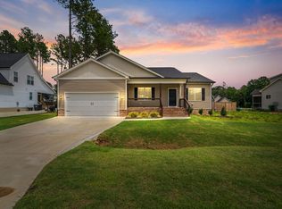 54 Cherrybirch Ln, Zebulon, NC 27597