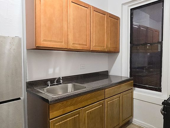 2nd image of 2719 Morris Ave APT 2A